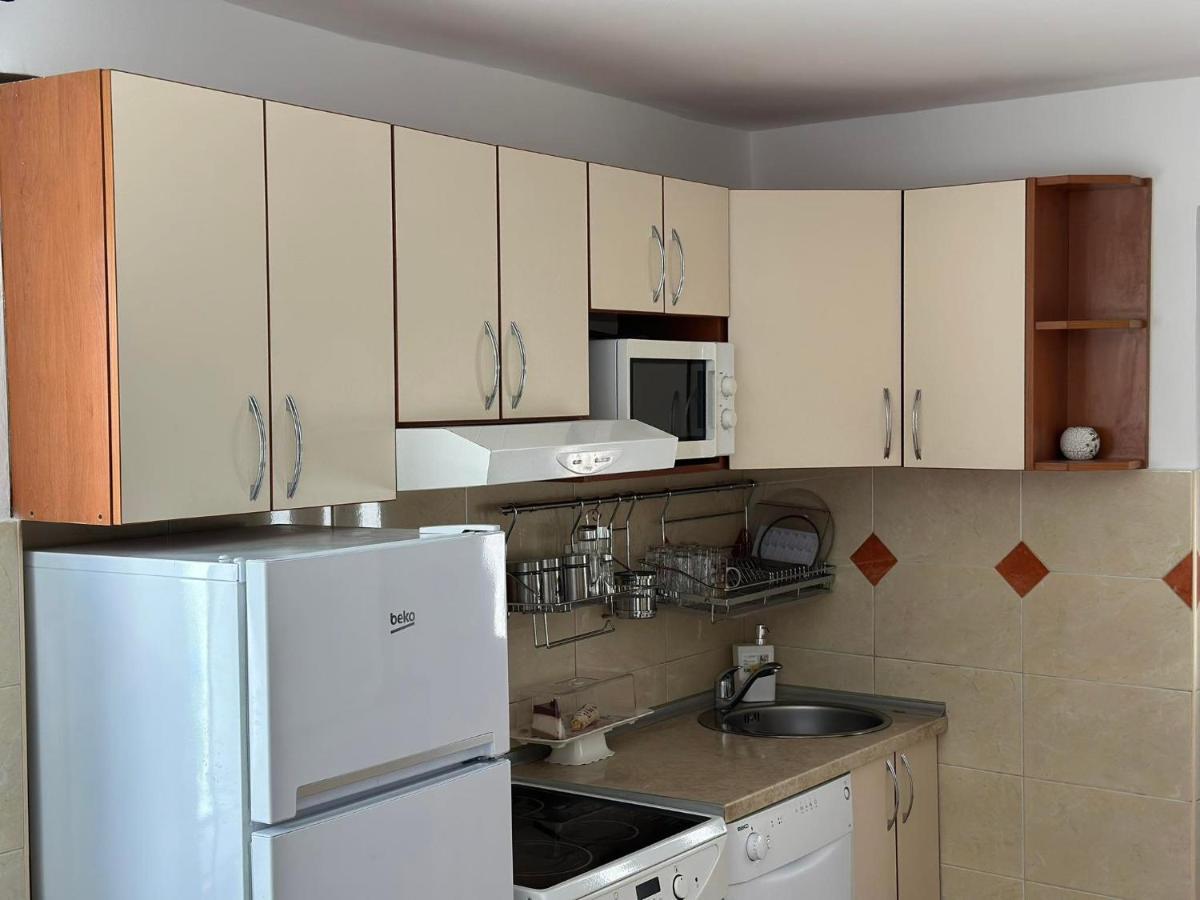 Apartmani Emily & Jully Nikšić المظهر الخارجي الصورة