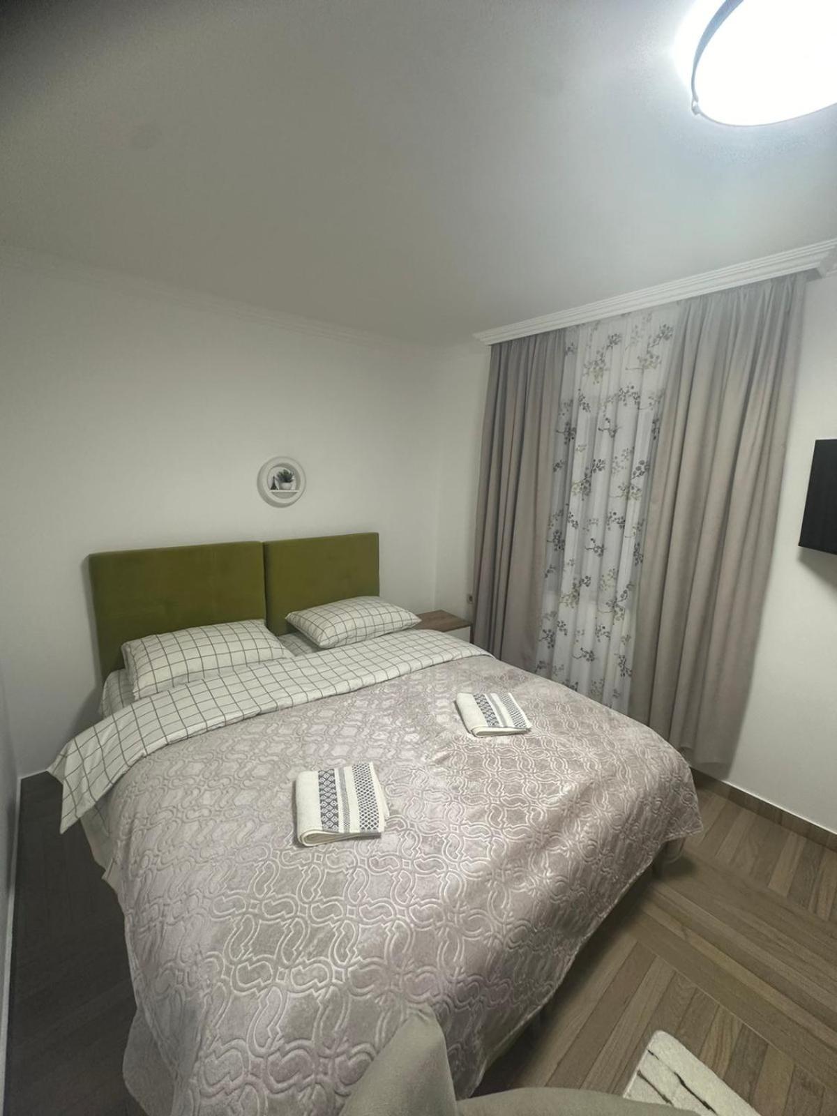 Apartmani Emily & Jully Nikšić المظهر الخارجي الصورة