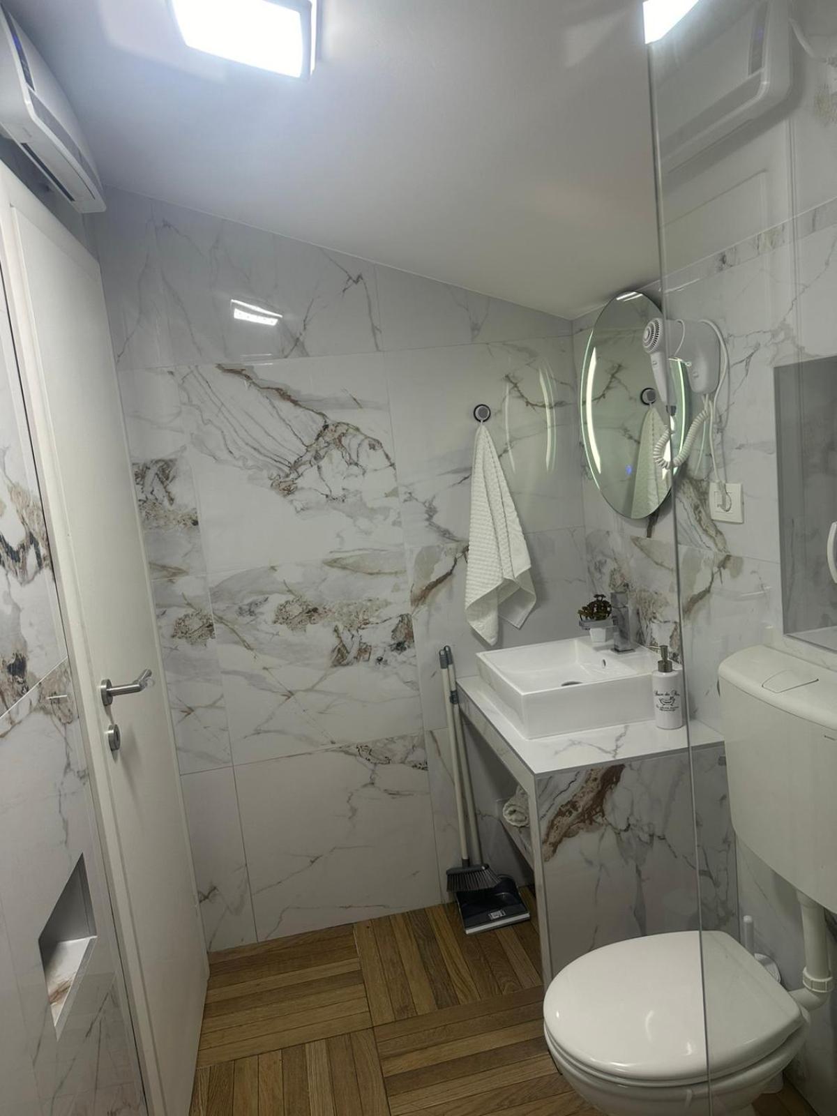 Apartmani Emily & Jully Nikšić المظهر الخارجي الصورة