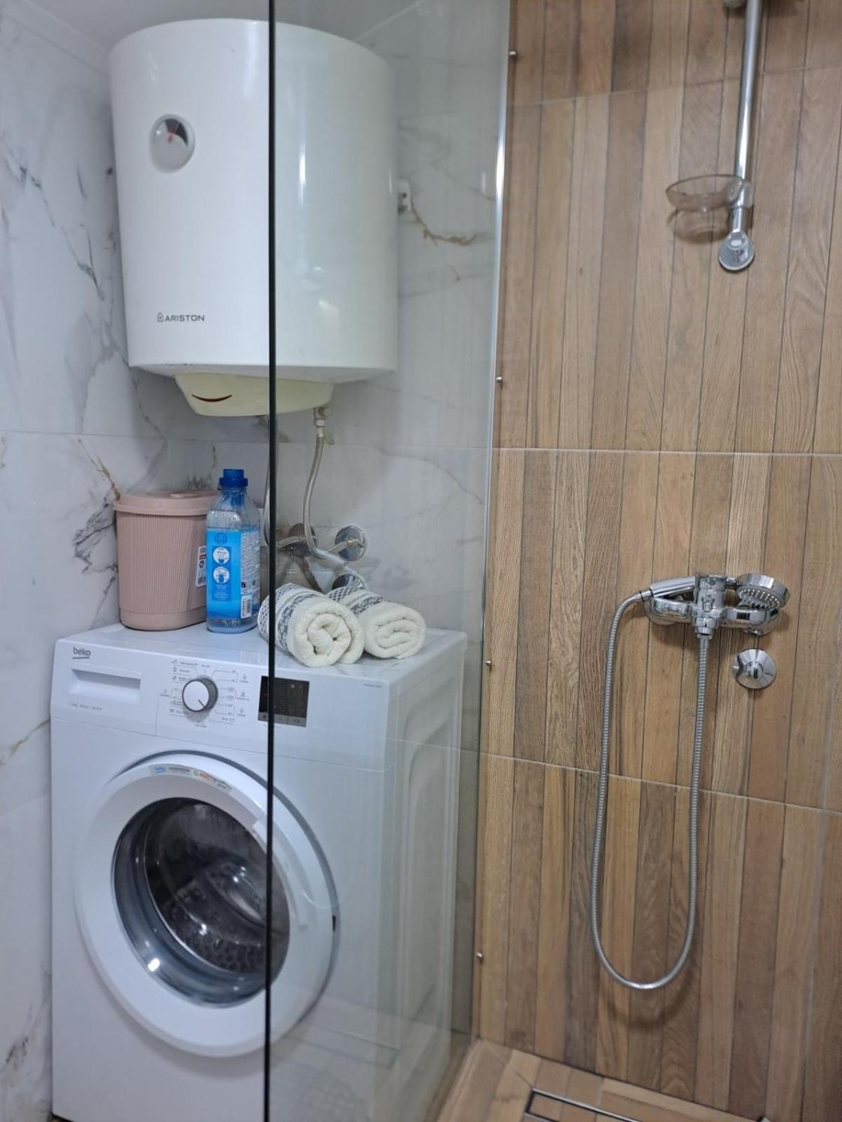 Apartmani Emily & Jully Nikšić المظهر الخارجي الصورة