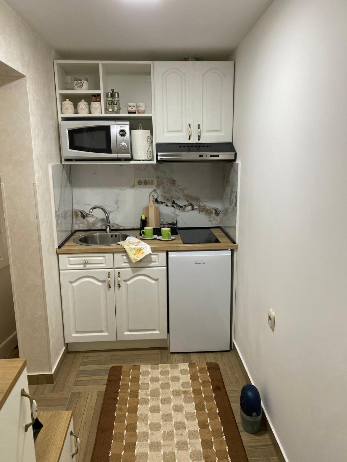 Apartmani Emily & Jully Nikšić المظهر الخارجي الصورة