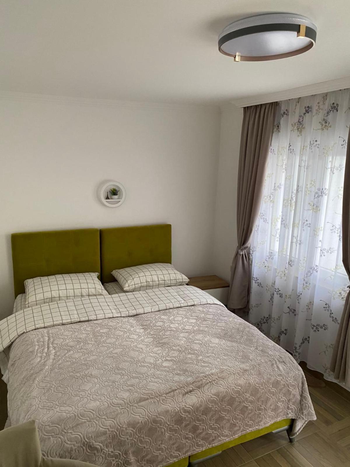 Apartmani Emily & Jully Nikšić المظهر الخارجي الصورة