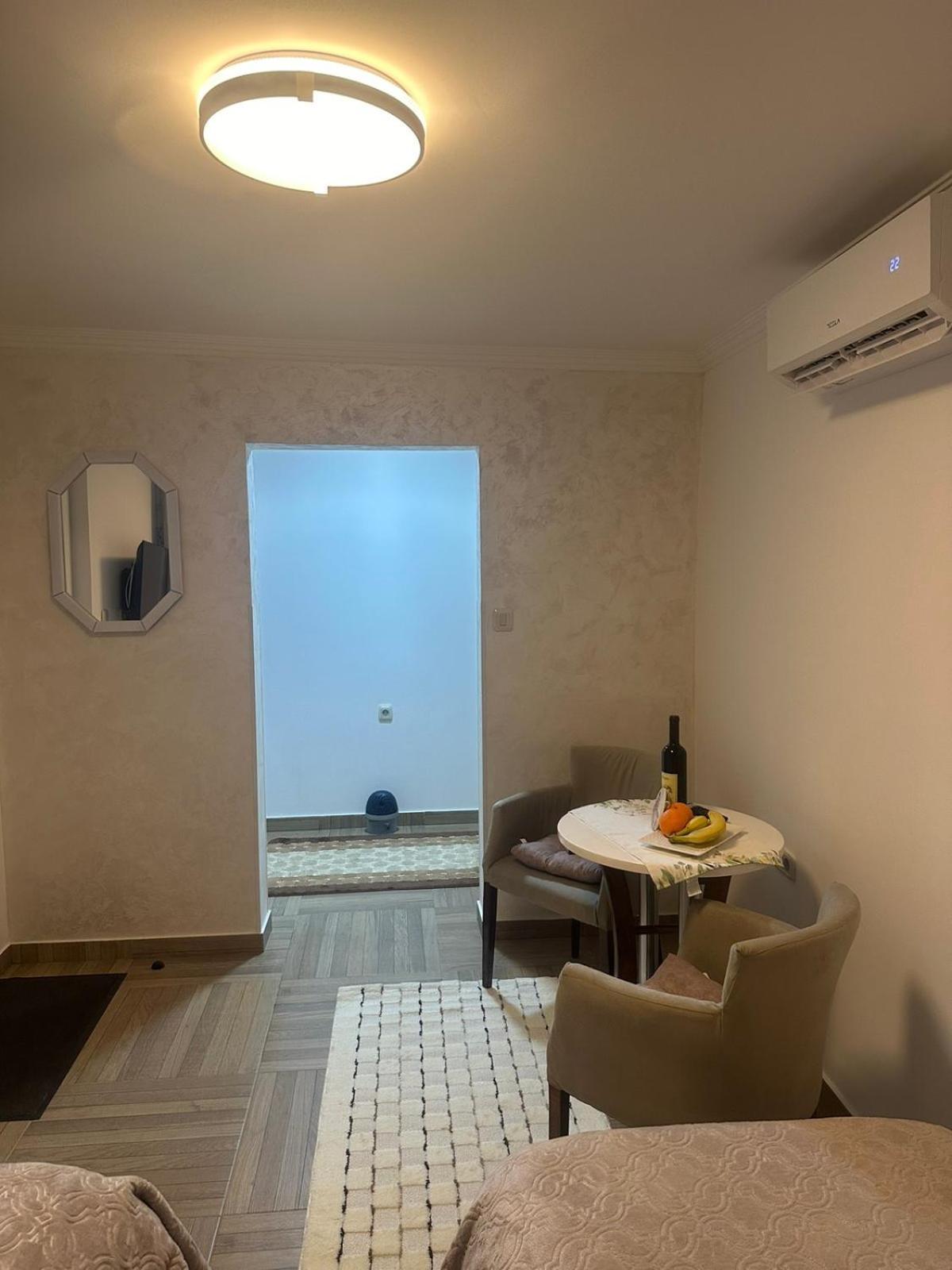 Apartmani Emily & Jully Nikšić المظهر الخارجي الصورة